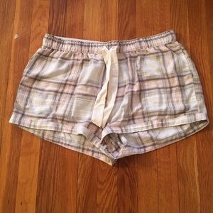 HOLLISTER plaid sleep shorts